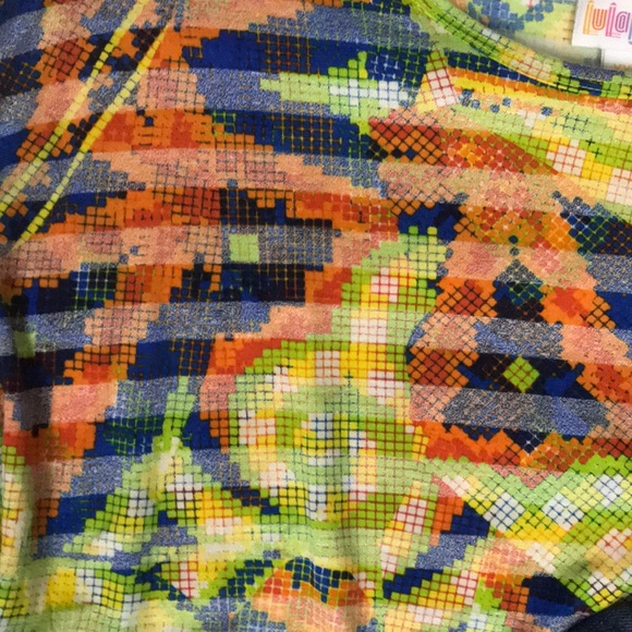 Irma XXS Lularoe - Picture 2 of 2